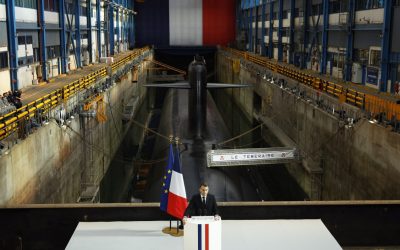 România, invitată de Franța să discute despre „umbrela nucleară” Ministrul de Externe, Oana Țoiu, a confirmat marți, în Polonia, că România a primit o invitație din partea Franței pentru a discuta despre posibilitatea aderării la „umbrela nucleară” franceză