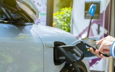 Prețurile carburanților propulsează cererea pentru mașinile electrice second-hand în Europa Creșterea accelerată a prețurilor la combustibili, alimentată de tensiunile geopolitice din Orientul Mijlociu, a provocat o explozie a vânzărilor de mașini electrice second-hand în Europa