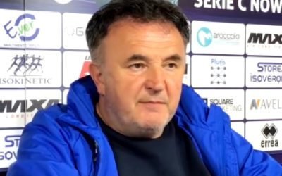 Șoc la Virtus Verona: Gigi Fresco, antrenorul cu 44 de ani de carieră, și-a dat demisia Gigi Fresco, antrenorul lui Virtus Verona, a demisionat după 44 de ani petrecuți pe banca tehnică a echipei