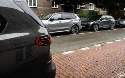 Slatina renunță la cote adiționale pentru impozitul auto: bugetul local, afectat cu 3 milioane de lei Consiliul Local Slatina a aprobat vineri, într-o ședință extraordinară, eliminarea cotelor adiționale la impozitele pentru autovehicule