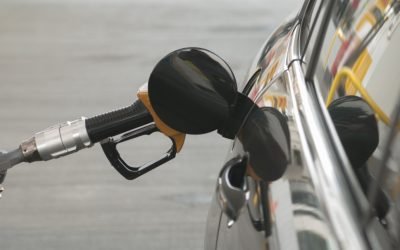 Polonia Plafonează Prețurile la Combustibili: O Măsură Menită să Protejeze Consumatorii Varșovia va introduce, începând de marți, plafoane de preț pentru combustibili, o măsură de urgență menită să protejeze consumatorii de creșterea prețurilor la nivel mondial