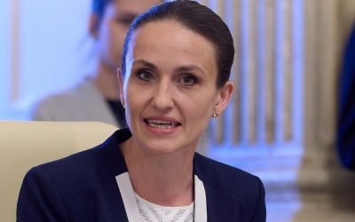 România își reafirmă solidaritatea cu partenerii din Orientul Mijlociu Oana Țoiu, ministrul Afacerilor Externe, a transmis un mesaj de solidaritate statelor din Orientul Mijlociu, pe fondul tensiunilor și al atacurilor recente din regiune