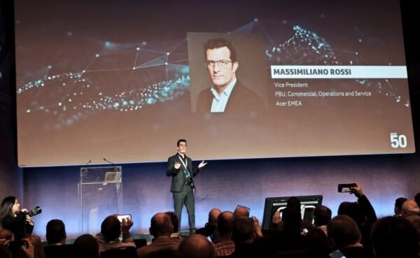 Acer sărbătorește 50 de ani de existență cu planuri ambițioase pentru viitor Compania Acer, un nume important pe piața de tehnologie, a marcat recent 50 de ani de la înființare