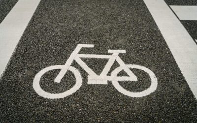 Creșterea prețurilor la combustibil ar putea impulsiona producția de biciclete la Timișoara Creșterea prețurilor la benzină și motorină ar putea conduce la o utilizare mai intensă a bicicletei ca alternativă de transport, anticipează experții