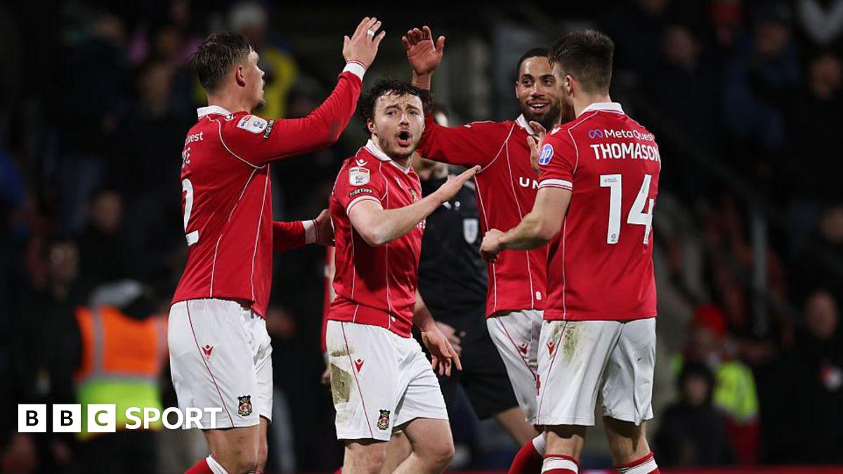 Wrexham învinge Swansea, visul play-off-ului rămâne viu
