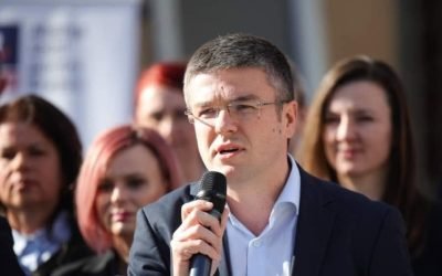 Guvernul a aprobat măsuri pentru plata salariilor în companiile aflate în dificultate Guvernul a adoptat două acte normative care permit plata salariilor angajaților din companii aflate în dificultate, prin mecanisme finanțate de stat