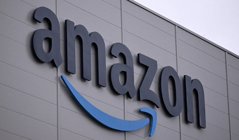 Amazon investește masiv în Spania: 21 de miliarde de dolari pentru centre de date și inteligență artificială Gigantul american Amazon va investi 18 miliarde de euro (aproximativ 21 de miliarde de dolari) în Spania, pentru a-și extinde capacitățile de centre de date și a stimula inovația în domeniul inteligenței artificiale