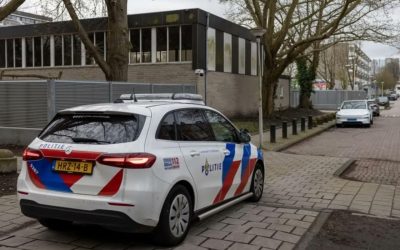 O explozie a avariat o școală evreiască din Amsterdam, în noaptea de vineri spre sâmbătă, incidentul fiind catalogat de primarul orașului drept un „atac deliberat împotriva comunității evreiești”