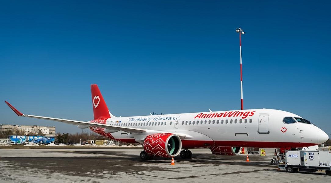 AnimaWings lansează zboruri directe între București și Londra Gatwick Compania aeriană românească AnimaWings a inaugurat o rută directă între București și Aeroportul Gatwick din Londra, devenind singura companie care oferă această conexiune directă între capitala României și al doilea cel mai aglomerat aeroport din Marea Britanie