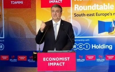 UE redefinește infrastructura: Prioritate conectivitatea duală în contextul noilor crize Comisarul european pentru transport sustenabil și turism, Apostolos Tzitzikostas, a subliniat importanța strategică a infrastructurii europene în contextul evoluțiilor geopolitice recente
