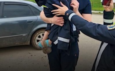 Alertă: Fetițele dispărute de acasă au fost găsite Două fetițe, în vârstă de patru și cinci ani, care fuseseră date dispărute, au fost găsite