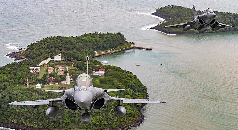 Franța permite temporar avioanelor americane să utilizeze bazele sale din Orientul Mijlociu Parisul autorizează, temporar, prezența avioanelor și a altor aeronave americane la bazele sale din Orientul Mijlociu