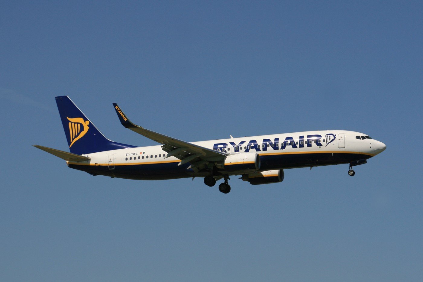 Zbor Ryanair, de pe aeroportul din Lanzarote, a decolat cu aproape jumătate din pasageri Un zbor Ryanair, cu destinația Bristol, a decolat de pe aeroportul César Manrique-Lanzarote, din Insulele Canare, fără 89 de pasageri