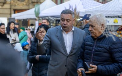 Ministrul Agriculturii propune măsuri urgente pentru echilibrarea relației producători – retail Ministrul Agriculturii și Dezvoltării Rurale, Florin Barbu, a anunțat o serie de măsuri urgente pentru a îmbunătăți relația dintre producători și retaileri