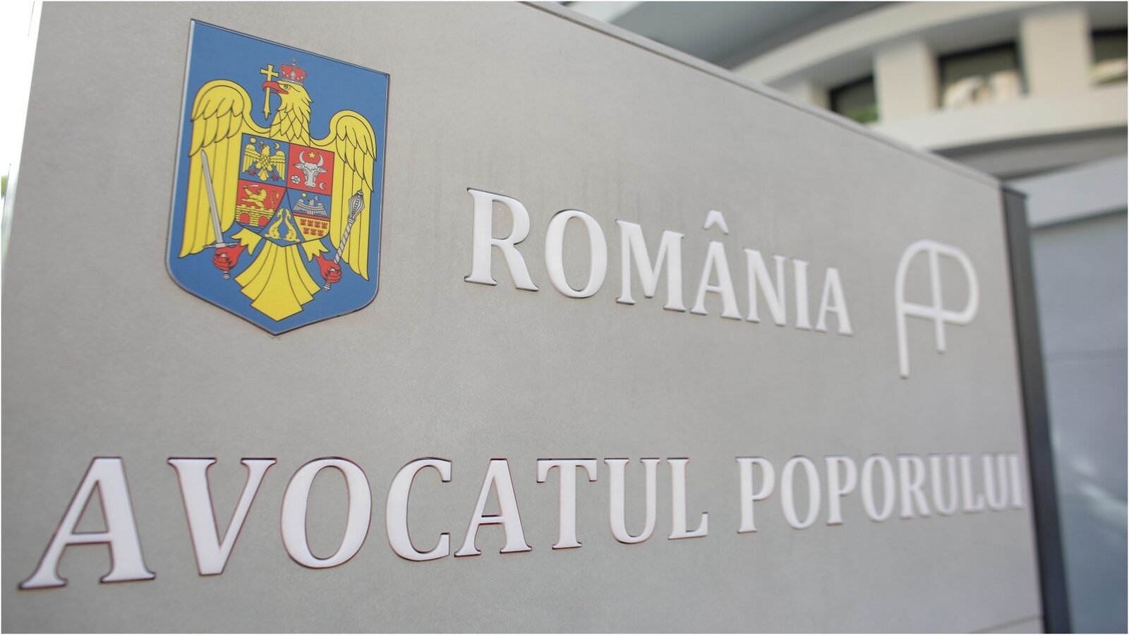 Vot crucial pentru Avocatul Poporului: Renate Weber, contestată, așteaptă verdictul Camera Deputaților și Senatul se pregătesc să voteze marți, 10 martie, pentru desemnarea noului Avocat al Poporului