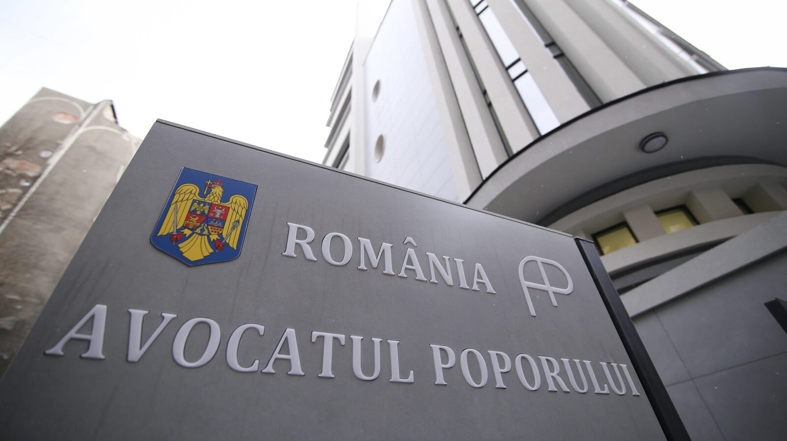 Avocatul Poporului analizează contestațiile legate de noua lege a pensiilor București – Instituția Avocatului Poporului examinează în prezent numeroase petiții primite de la cetățeni nemulțumiți de prevederile noii legi a pensiilor