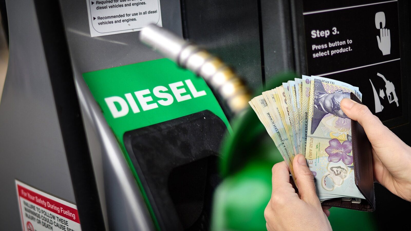 Prețurile la benzină și motorină riscă să crească din cauza conflictului din Orientul Mijlociu Tensiunile geopolitice din Orientul Mijlociu alimentează temerile privind creșterea prețurilor la pompă în România