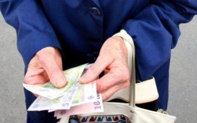 Pensiile, virate înainte de Paște: Când intră banii pe card?