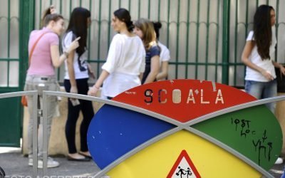 Baremul de la simularea de română (evaluare națională) apare la ora 15:00