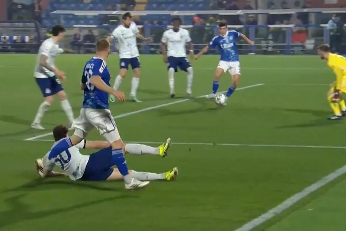Como și Inter se despart la egalitate în prima manșă a semifinalelor Cupei Italiei Como și Inter au remizat 0-0 în prima manșă a semifinalelor Cupei Italiei, un rezultat care lasă deschisă lupta pentru calificarea în finală
