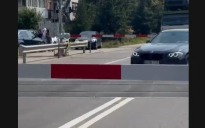 Amenzi masive pentru șoferii care ignoră trecerile de cale ferată Poliția Rutieră a aplicat sute de sancțiuni în urma unei ample acțiuni de prevenire a accidentelor la trecerile de cale ferată
