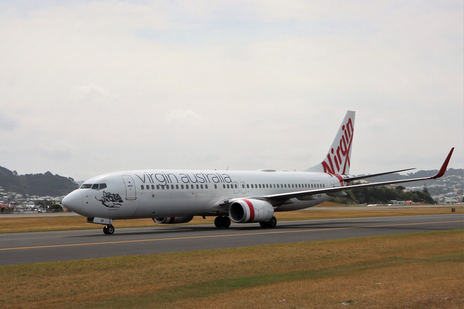 Australia trimite un avion de recunoaștere în Golf pentru a proteja civilii Premierul australian Anthony Albanese a anunțat marți dimineața că țara sa va trimite un avion de recunoaștere în Golf pentru a sprijini protejarea civililor