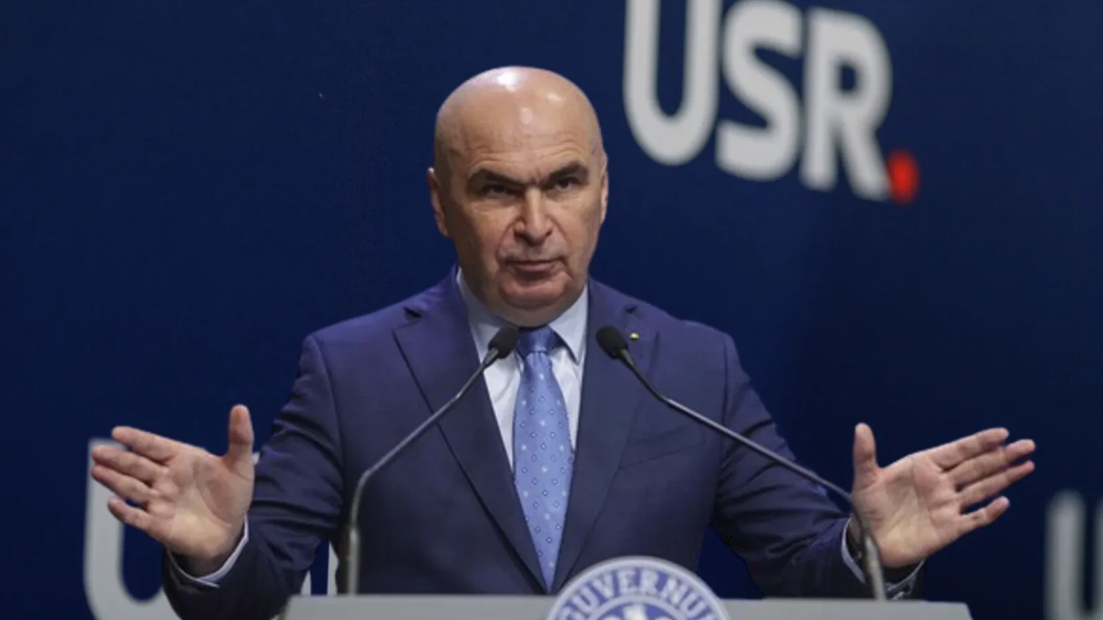 Bolojan: Impozitul pe cifra de afaceri, un pericol pentru industria auto Premierul Ilie Bolojan a tras un semnal de alarmă cu privire la impactul măsurilor fiscale actuale asupra industriei auto din România