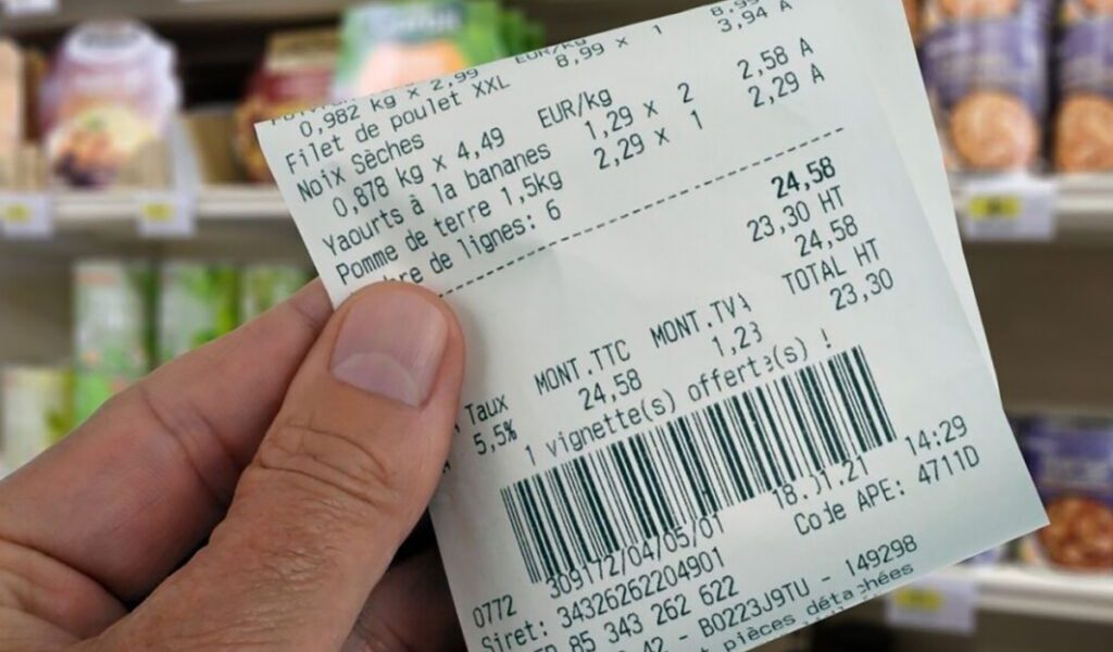 Bonurile fiscale, o sursă de substanțe chimice periculoase? Ce spun studiile despre riscurile pentru sănătate Deși gestul de a primi și a păstra un bon fiscal pare inofensiv, o serie de studii recente atrag atenția asupra potențialelor riscuri la care ne expunem