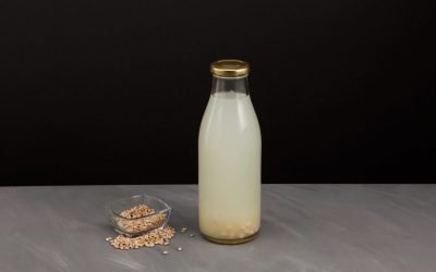 Borșul de casă: Secretul gustului autentic în ciorba românească Borșul de casă, un ingredient-cheie în bucătăria tradițională românească, se distinge prin gustul său specific, diferit de variantele disponibile în comerț