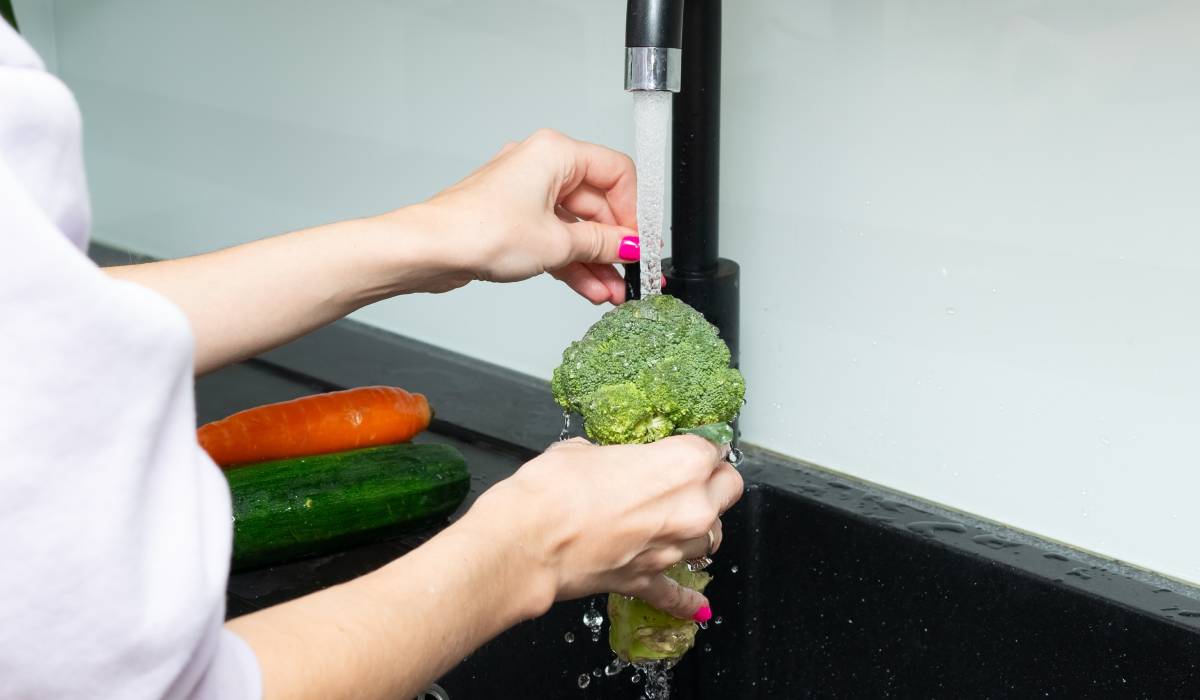 Broccoli, leguma controversată cu o istorie de peste 2.000 de ani Broccoli este adesea privit cu reticență la masă, dar este lăudat de nutriționiști pentru beneficiile sale