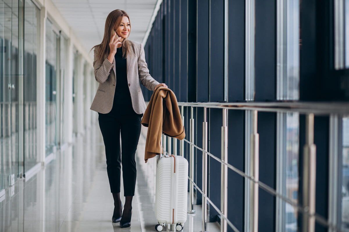 Workation, o combinație între muncă și vacanță, a devenit un stil de viață pentru mulți antreprenori și angajați remote