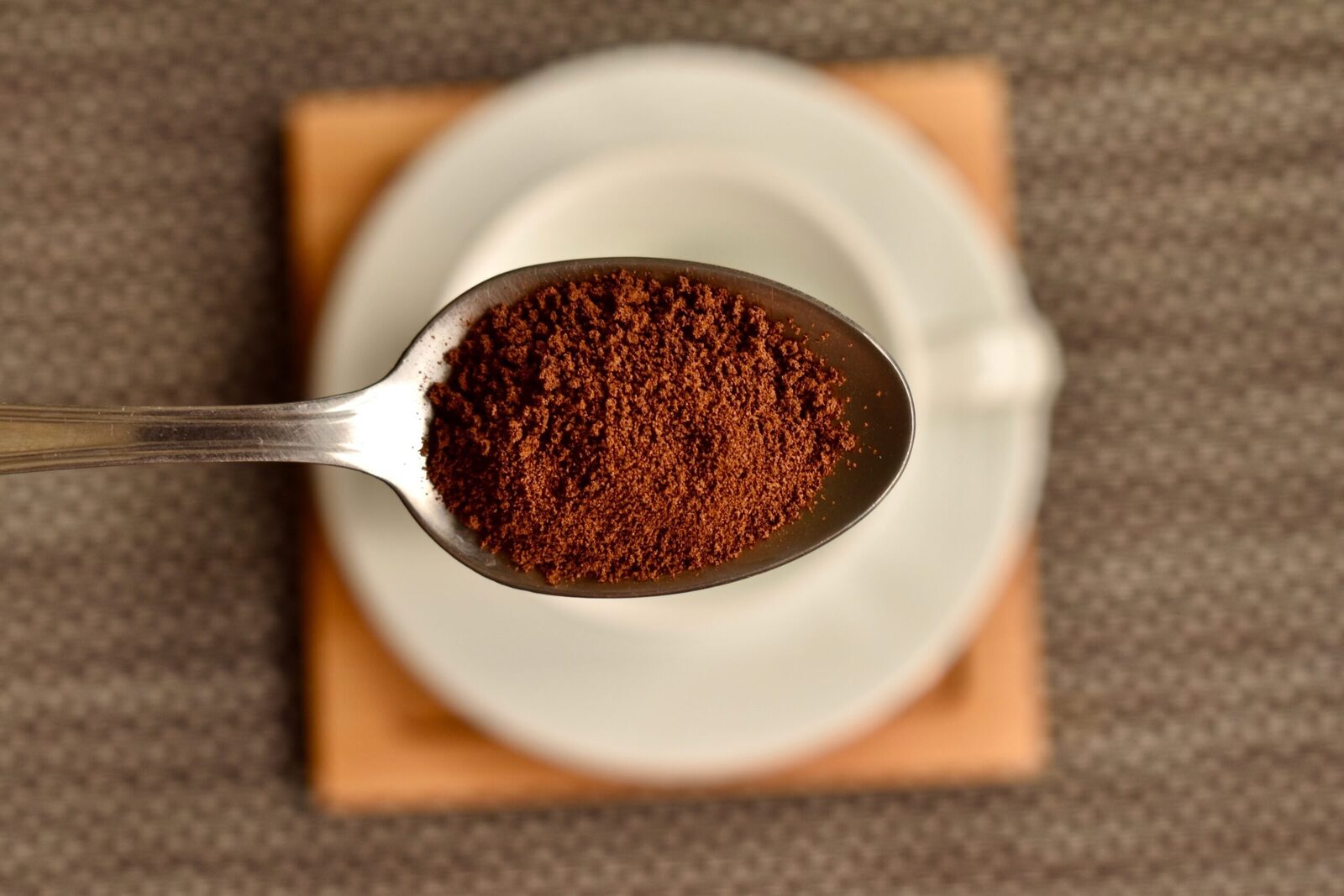 Cafea perfectă acasă, chiar și cu buget redus: Ghid practic