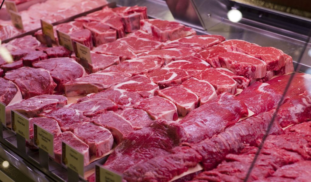 Acordul UE-Mercosur: Importurile de alimente din America de Sud sub lupa autorităților române Acordul comercial dintre Uniunea Europeană și Mercosur, care ar urma să intre în vigoare provizoriu de la 1 mai 2026, ridică semne de întrebare în România