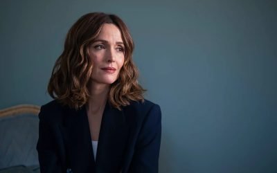 Rose Byrne, actrița din „If I Had Legs I’d Kick You”, vorbește despre provocările maternității și nebunia de zi cu zi NEW YORK – Rose Byrne, cunoscută pentru rolul său din „Bridesmaids”, dezvăluie subtilitățile maternității și stresul cotidian într-un interviu recent despre noul său film, „If I Had Legs I’d Kick You”