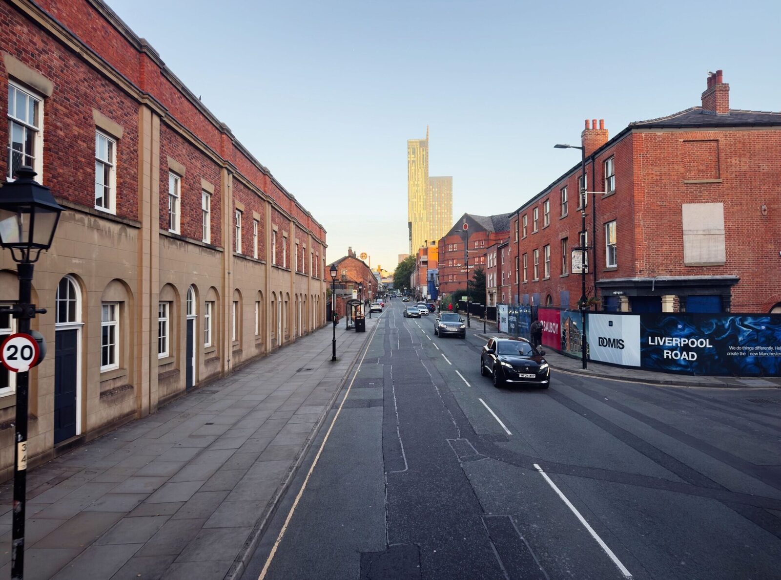 Cea mai veche gară din lume: un simbol al Revoluției Industriale, care a funcționat doar 14 ani Gara Liverpool Road din Manchester, Marea Britanie, deține recordul pentru cea mai veche gară din lume, conform Guinness World Records
