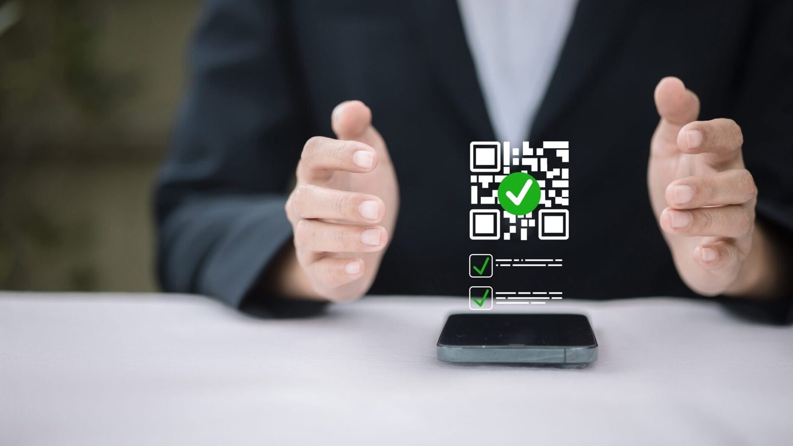 Record Mondial: Oamenii de știință au creat cel mai mic cod QR din lume Cercetătorii au dezvoltat un cod QR de dimensiuni microscopice, confirmat oficial ca record mondial