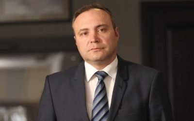 Carburanții în România: Drumul de la Piață la Instrument Fiscal Prețul carburanților în România a crescut cu aproximativ 80% în perioada 2020-2026, conform datelor prezentate de Dumitru Chisăliță, președintele Asociației Energia Inteligentă (AEI)