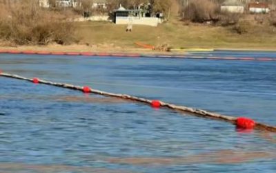 Republica Moldova declară stare de alertă de mediu pe Nistru, după poluarea cu petrol Guvernul de la Chișinău a decretat stare de alertă de mediu pe râul Nistru, pentru o perioadă de două săptămâni