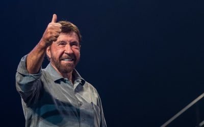 Chuck Norris împlinește 86 de ani: de la campion mondial la eroul de pe micul ecran Bucurie mare astăzi, 10 martie 2026, pentru fanii actorului american Chuck Norris
