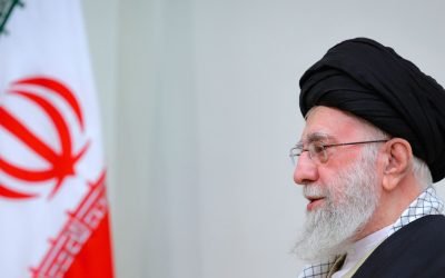 Liderul suprem al Iranului, Ali Khamenei, a murit în urma unui atac americano-israelian Ayatollahul Ali Khamenei, liderul suprem al Iranului din 1989, a murit sâmbătă, la vârsta de 86 de ani, în urma unui atac militar american și israelian