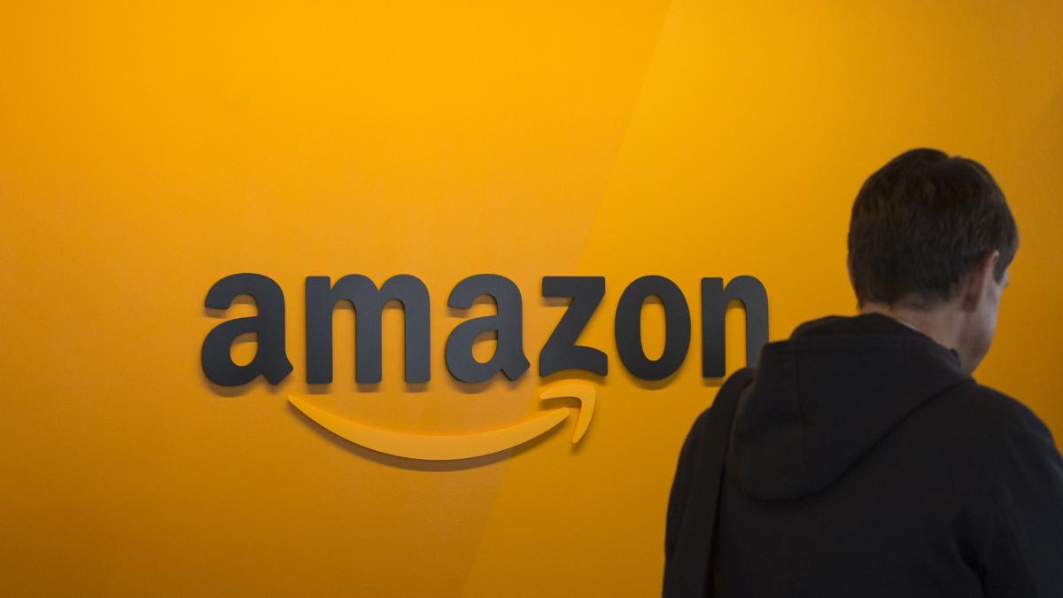 Incident la centrul de date Amazon din Emiratele Arabe Unite: Dincolo de o simplă problemă tehnică Un incident recent la un centru de date Amazon (AWS) din Emiratele Arabe Unite a evidențiat legătura strânsă dintre infrastructura digitală și realitatea geopolitică