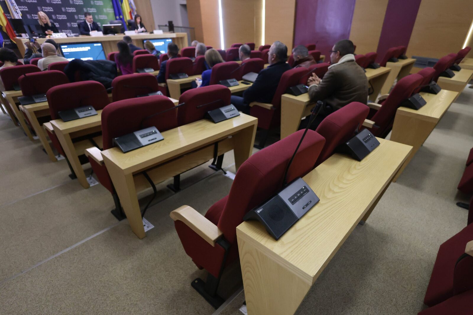 Ciucu (PNL), boicotat în CGMB: PSD, AUR și PUSL blochează proiecte. Primarul acuză „șiretlic”.