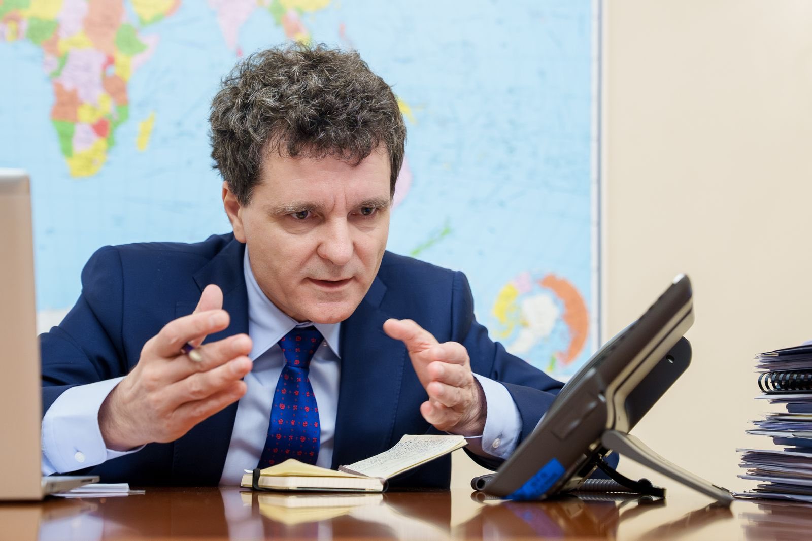 S-a cerut urgent reducerea prețului energiei