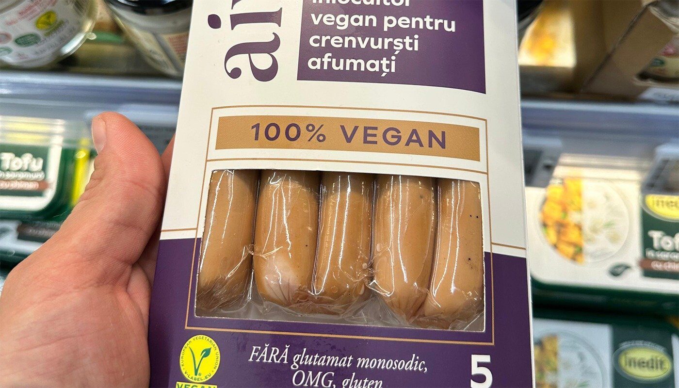 Crenvurștii afumați de post Carrefour: Preț și ingrediente