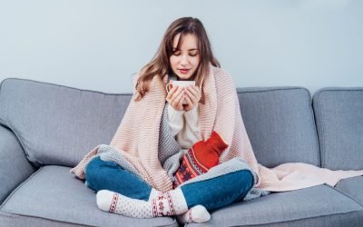 Mituri despre frig: ce spun specialiștii Pe măsură ce temperaturile scad, sfaturile despre cum să ne protejăm de frig abundă