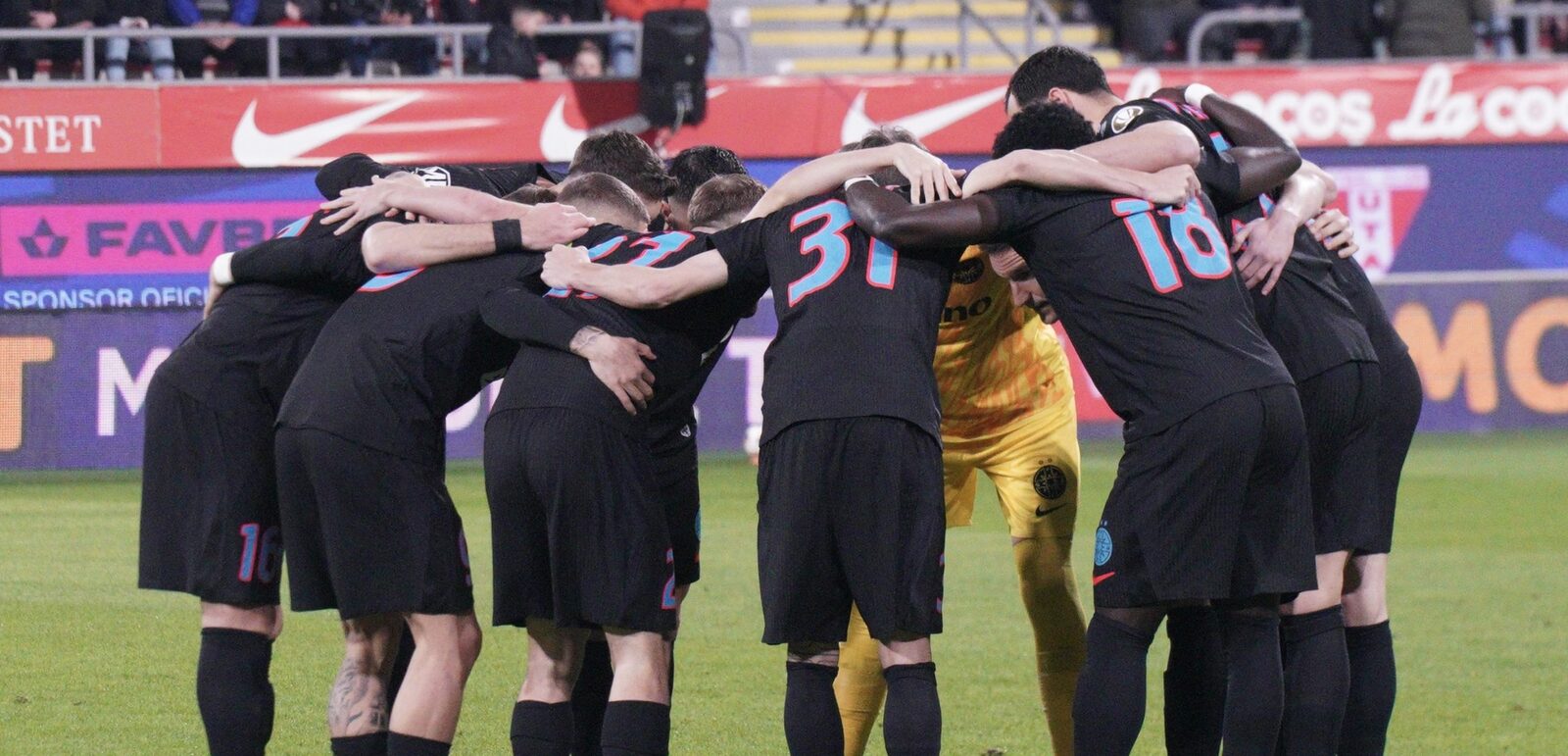 FCSB ratează play-off-ul și va juca în play-out pentru prima dată FCSB, campioana en-titre, a ratat calificarea în play-off-ul SuperLigii, după ce FC Argeș a învins-o pe Dinamo cu 1-0 pe Arena Națională, în timp ce FCSB a câștigat meciul cu UTA Arad, scor 4-2