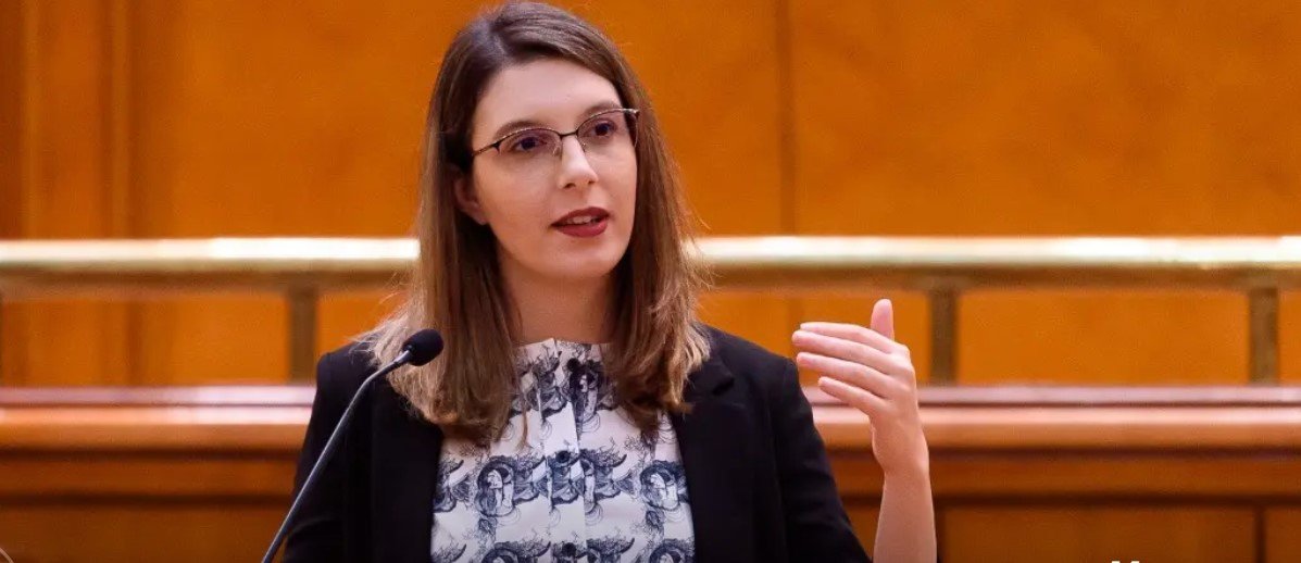 Ministrul Mediului, Diana Buzoianu, a anunțat, în cadrul emisiunii „Ora Guvernului”, că au fost demolate 88 de construcții ilegale pe litoralul românesc