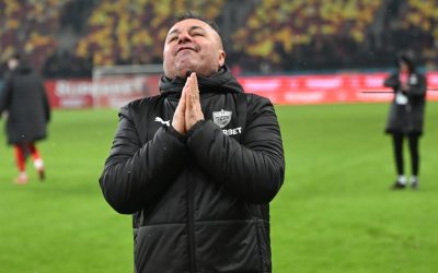 Florentin Petre, amendat de FRF pentru scandări rasiste Comisia de Disciplină a Federației Române de Fotbal (FRF) a sancționat dur antrenorul secund al echipei Dinamo București, Florentin Petre, pentru implicarea acestuia într-un incident petrecut la finalul unui meci