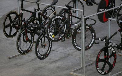 Bicicletele inteligente promise de Alba Iulia vor ajunge pe străzi cu doi ani întârziere Alba Iulia va da startul, începând cu 15 martie, unui sistem de închiriere de biciclete inteligente, finanțat cu fonduri europene