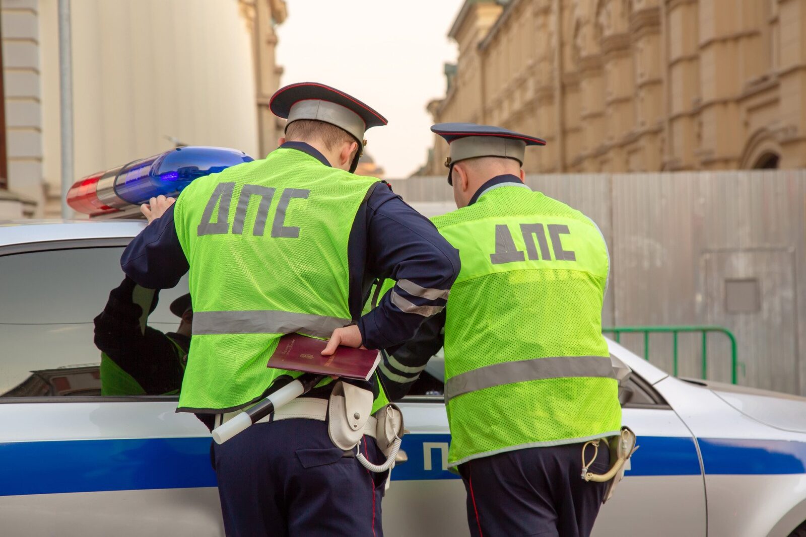 Fostul viceministru rus al apărării, Ruslan Țalikov, arestat pentru corupție Ruslan Țalikov, care a ocupat funcția de prim adjunct al fostului ministru al apărării Serghei Șoigu între 2015 și 2024, a fost arestat joi sub acuzații de corupție